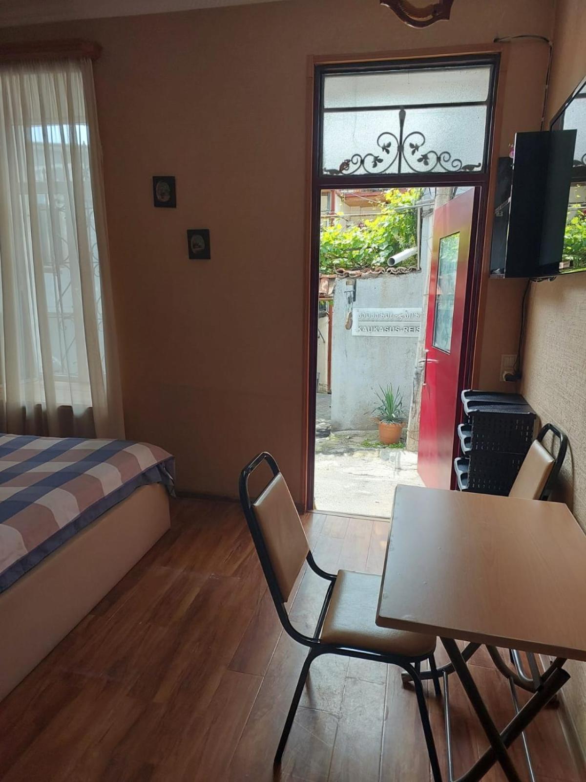 Lela Apartments Тбилиси Экстерьер фото